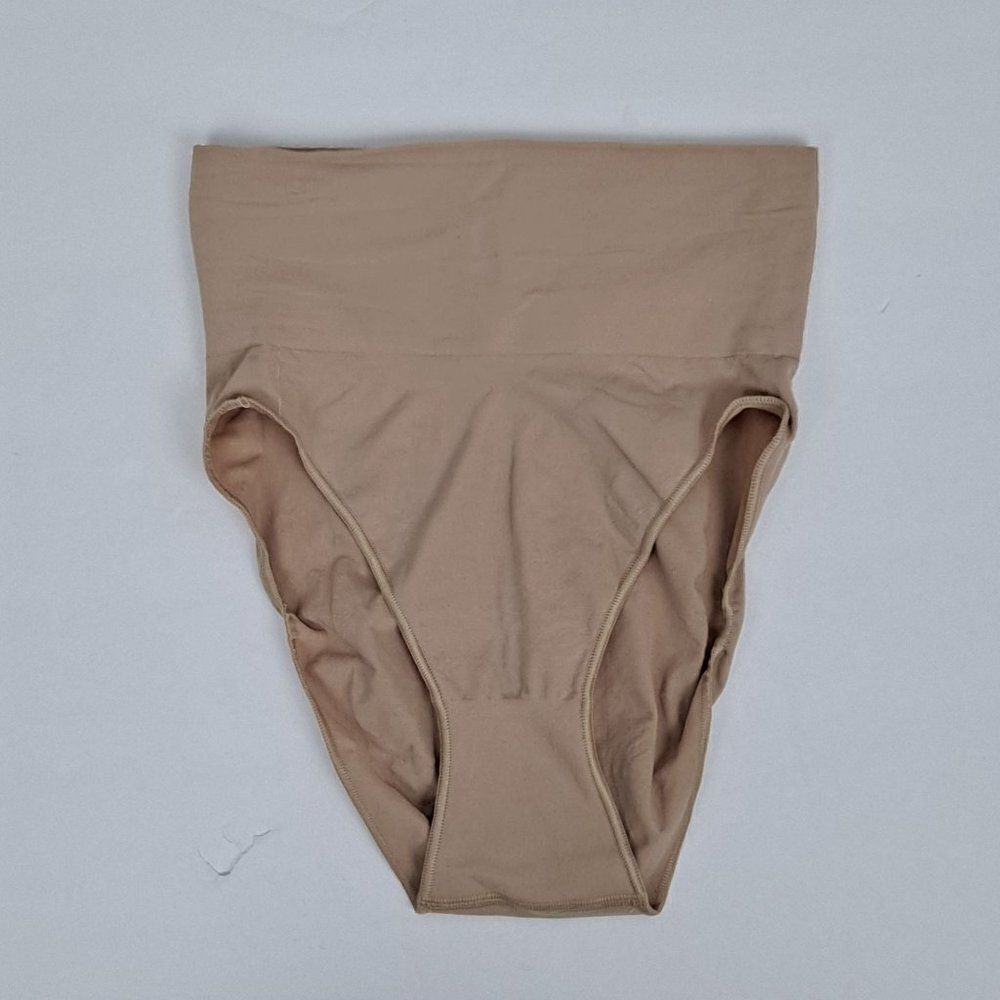 SKIMS‎ Core Conrtrol  ladies shapwear NWOT